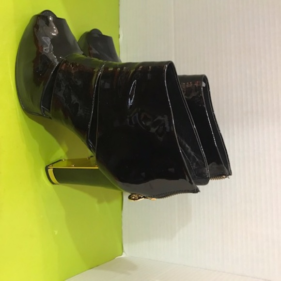 Tory Burch Bl. Open Toe Ankle Boots w Gold Accents - Picture 5 of 7